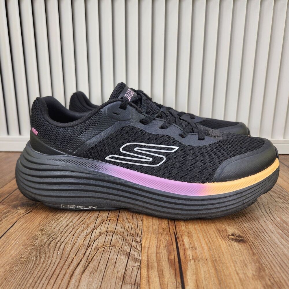 Skechers Go Run Max Cushion Endeavour Sneakers Womens Size 9.5 Wide Black Shoes